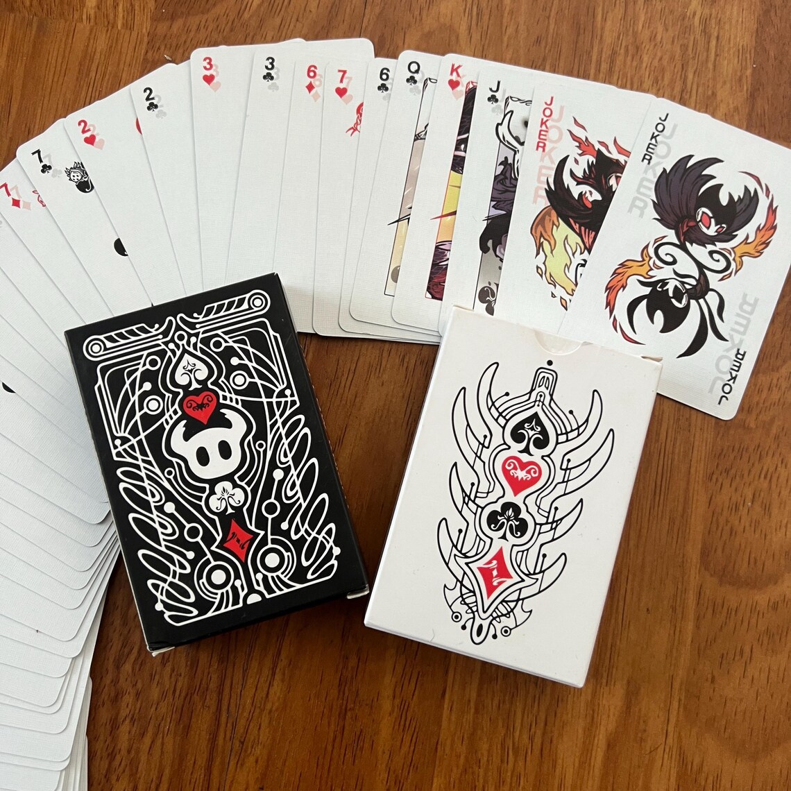 Board Game Is - Zestaw Standardowych Kart do Pokera Hollow